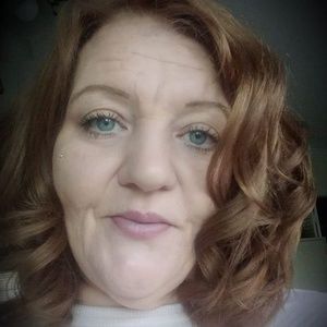 Meet your Posher, Alisha